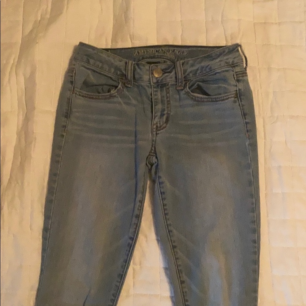 American eagle light wash skinny jeans size 4